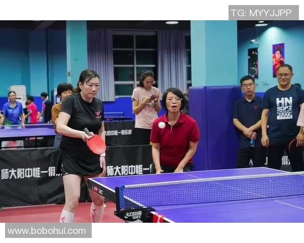 乒乓球的魅力:深入了解上海乒乓球队的团队合作精神与训练秘诀 乒乓球的魅力:深入了解上海乒乓球队的团队合作精神与训练秘诀