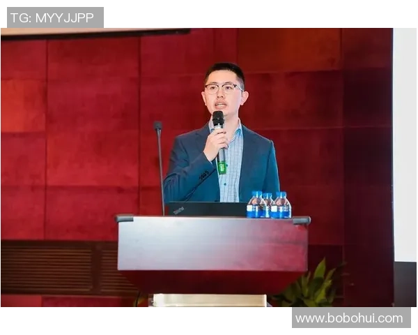 对话王伟:回顾我的足球生涯与未来展望的深度交流 对话王伟:回顾我的足球生涯与未来展望的深度交流